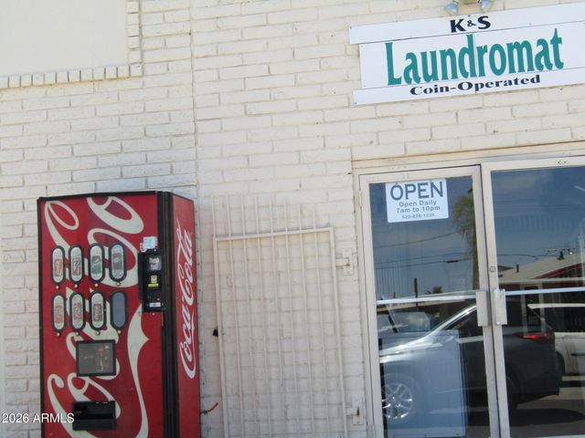 415 W 10TH Street, Casa Grande, AZ 85122