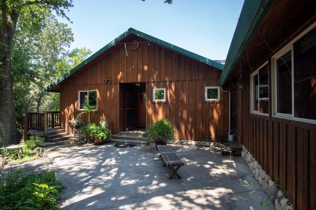 42854 Sierra Drive B, Three Rivers, CA 93271