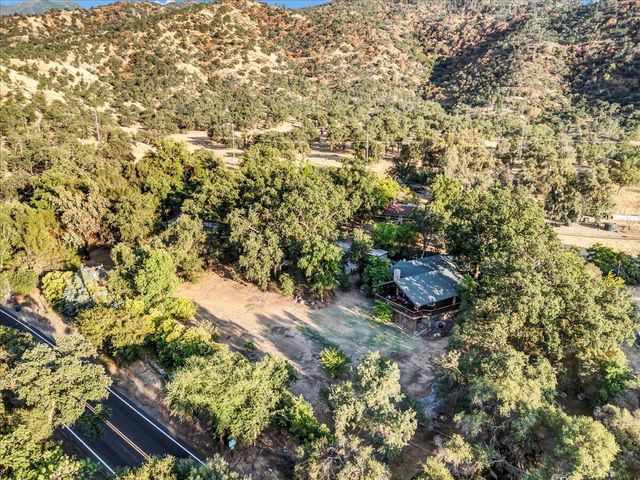 42854 Sierra Drive B, Three Rivers, CA 93271