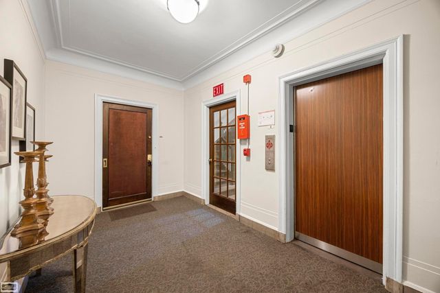 2900 E Jefferson Avenue, Detroit, MI 48207