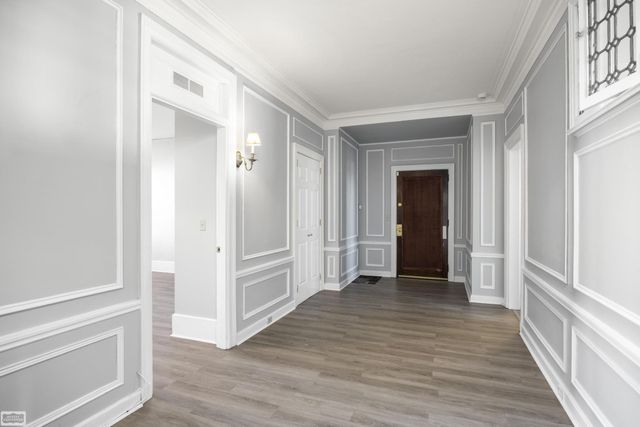 2900 E Jefferson Avenue, Detroit, MI 48207