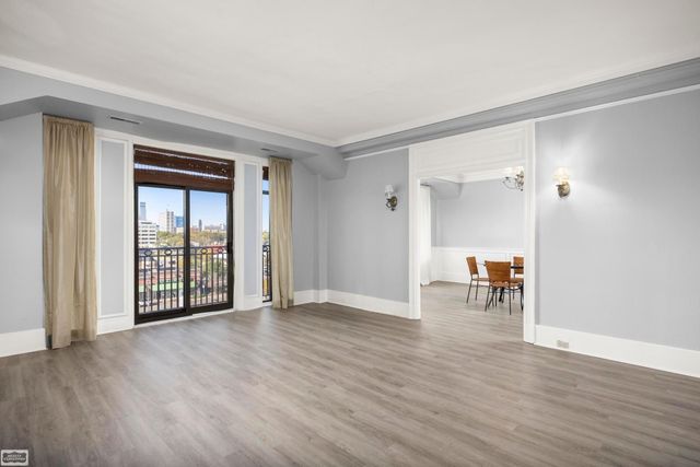 2900 E Jefferson Avenue, Detroit, MI 48207