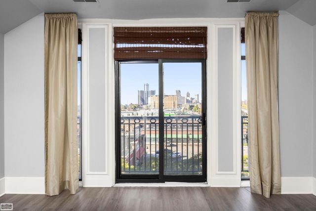 2900 E Jefferson Avenue, Detroit, MI 48207