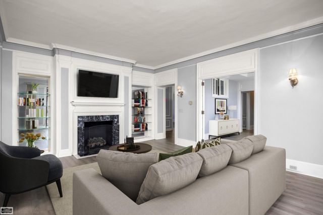 2900 E Jefferson Avenue, Detroit, MI 48207