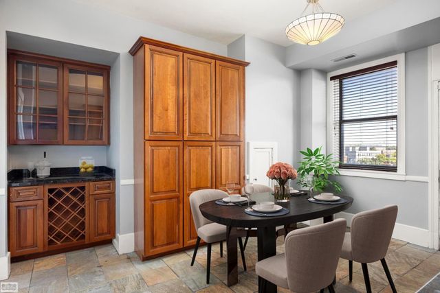 2900 E Jefferson Avenue, Detroit, MI 48207