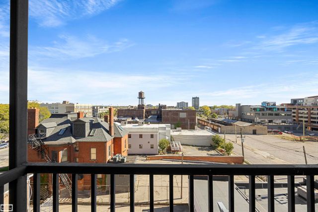 2900 E Jefferson Avenue, Detroit, MI 48207