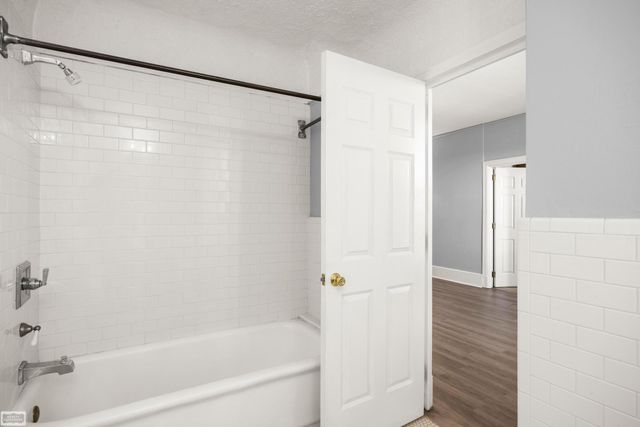 2900 E Jefferson Avenue, Detroit, MI 48207