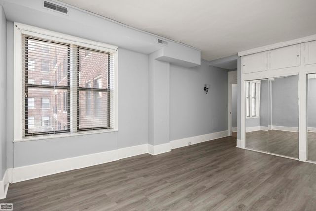 2900 E Jefferson Avenue, Detroit, MI 48207