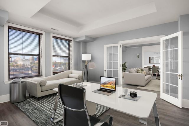 2900 E Jefferson Avenue, Detroit, MI 48207