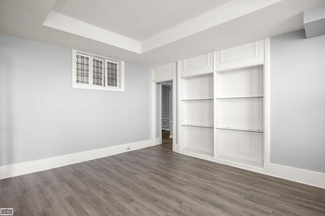 2900 E Jefferson Avenue, Detroit, MI 48207