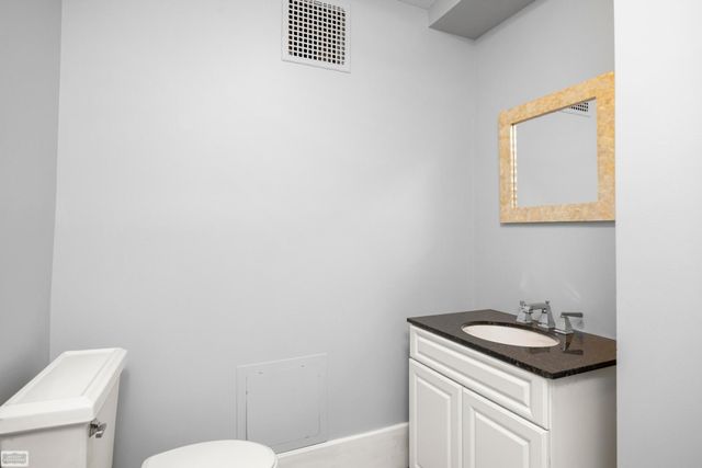 2900 E Jefferson Avenue, Detroit, MI 48207