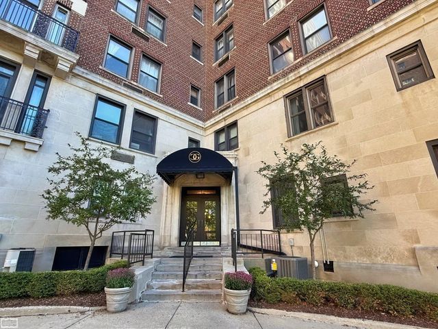 2900 E Jefferson Avenue, Detroit, MI 48207