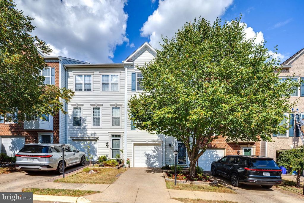 5263 BROADWING PL, Alexandria, VA 22312