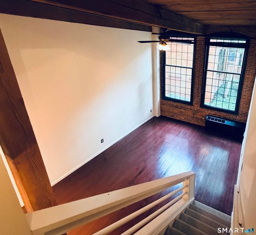 25 Grand Street 111, Norwalk, CT 06851