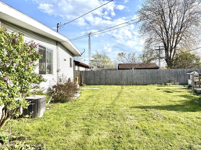 1868 19th AVENUE, Kenosha, WI 53140