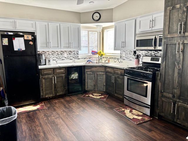 1868 19th AVENUE, Kenosha, WI 53140