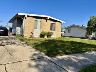 1868 19th AVENUE, Kenosha, WI 53140