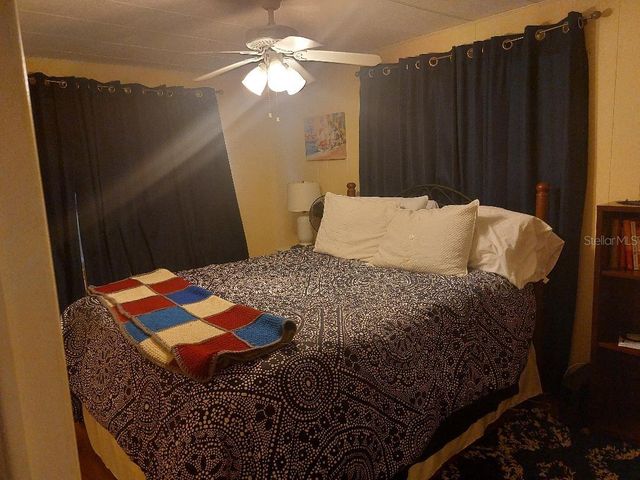 184 INDEPENDENCE AVENUE 8, Palm Harbor, FL 34684