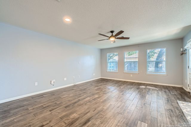 10122 Divine Breeze, San Antonio, TX 78251