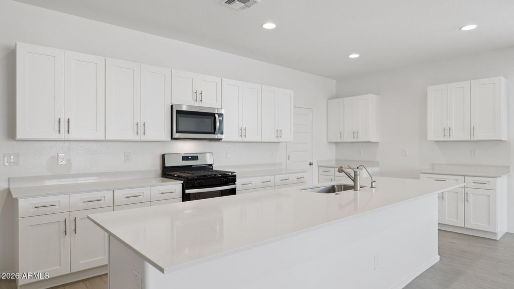 46622 W SKYLINE Drive, Maricopa, AZ 85139 — photo 3