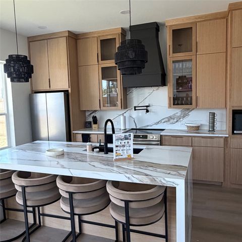 5200 GIBSON Drive, The Colony, TX 75056