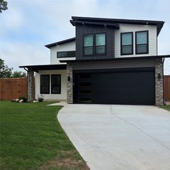 5200 GIBSON Drive, The Colony, TX 75056