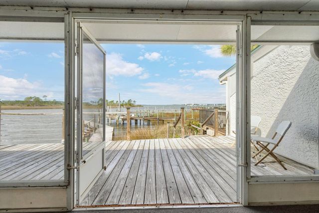 1233 Capri Drive, Panama City, FL 32405