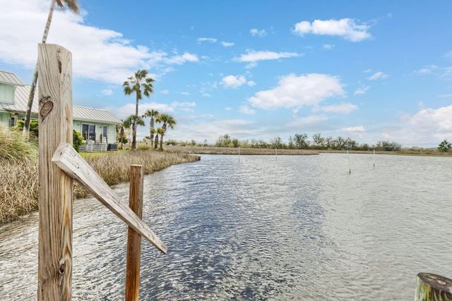 1233 Capri Drive, Panama City, FL 32405