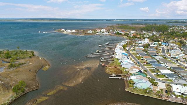 1233 Capri Drive, Panama City, FL 32405