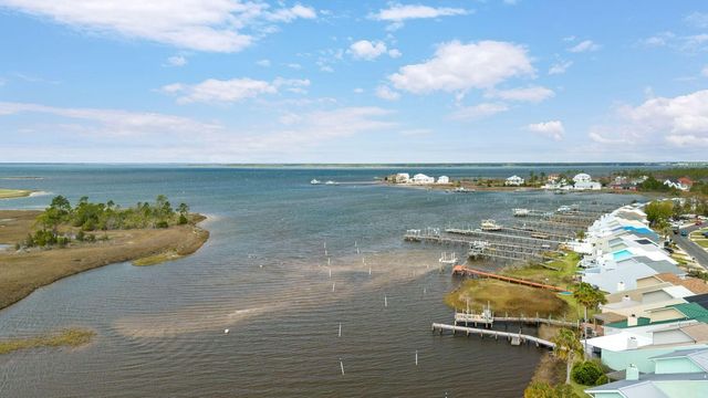 1233 Capri Drive, Panama City, FL 32405