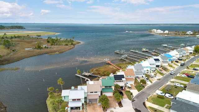 1233 Capri Drive, Panama City, FL 32405