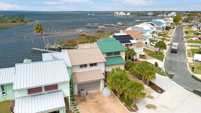 1233 Capri Drive, Panama City, FL 32405