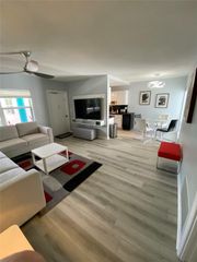 224 Hibiscus Ave Apt 253, Lauderdale By The Sea, FL 33308