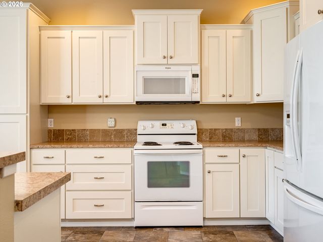 5732 L St, Washougal, WA 98671