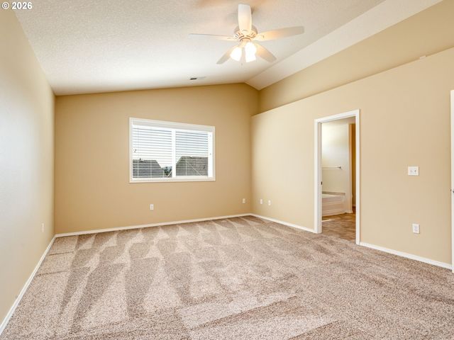 5732 L St, Washougal, WA 98671