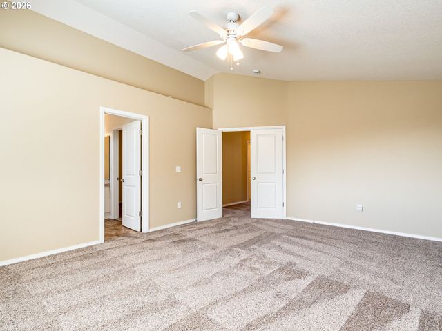 5732 L St, Washougal, WA 98671