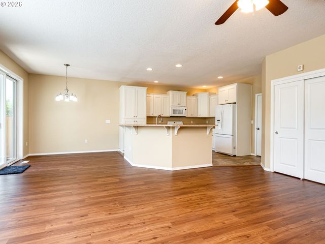 5732 L St, Washougal, WA 98671