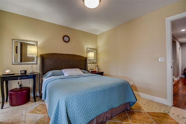 256 VALENCIA CIRCLE, St Petersburg, FL 33716