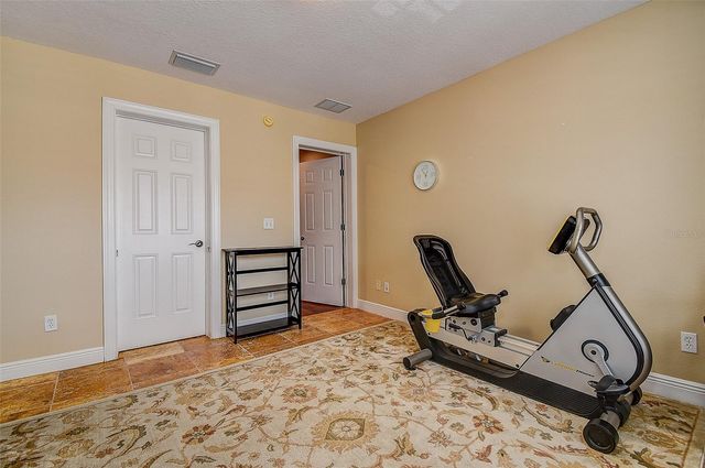 256 VALENCIA CIRCLE, St Petersburg, FL 33716