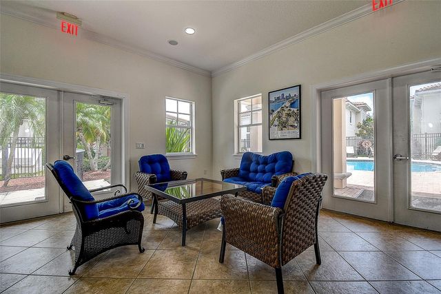 256 VALENCIA CIRCLE, St Petersburg, FL 33716