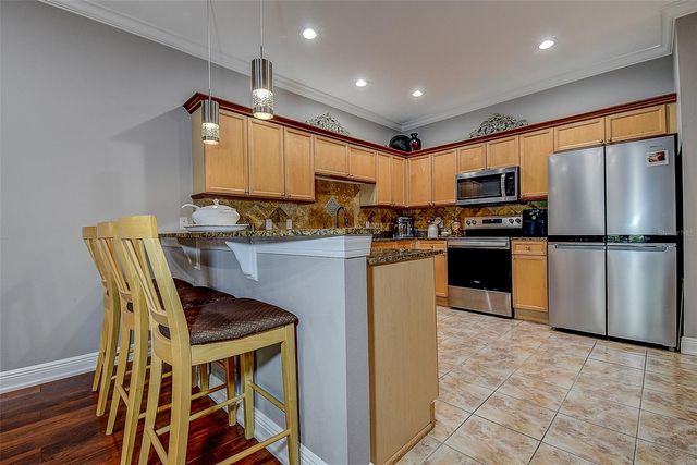 256 VALENCIA CIRCLE, St Petersburg, FL 33716