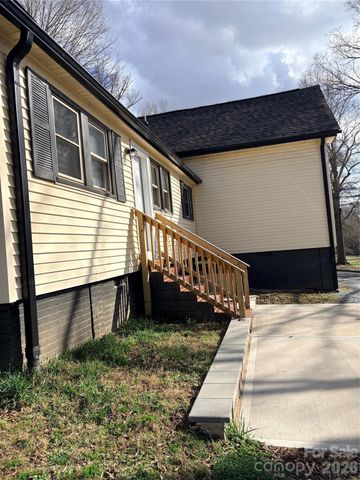 622 Watts Street, Albemarle, NC 28001