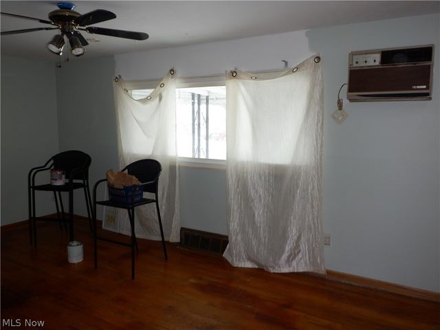 6103 Westbrook Drive, Brook Park, OH 44142