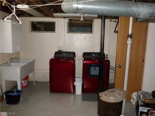 6103 Westbrook Drive, Brook Park, OH 44142