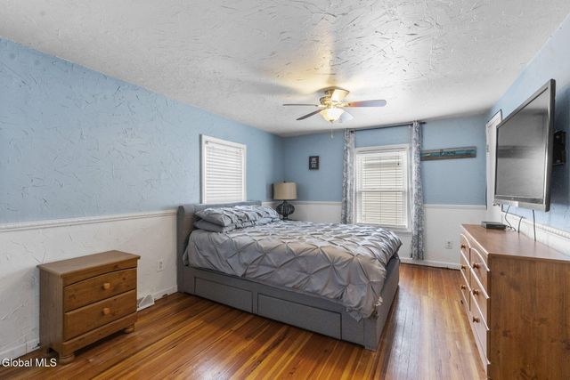 27 Long Avenue, Rotterdam, NY 12304