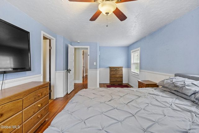 27 Long Avenue, Rotterdam, NY 12304