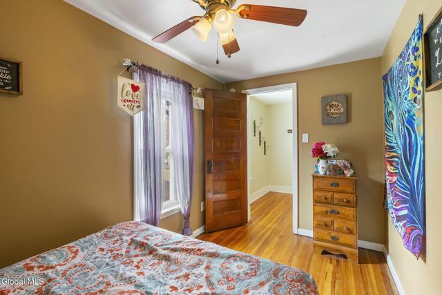 27 Long Avenue, Rotterdam, NY 12304