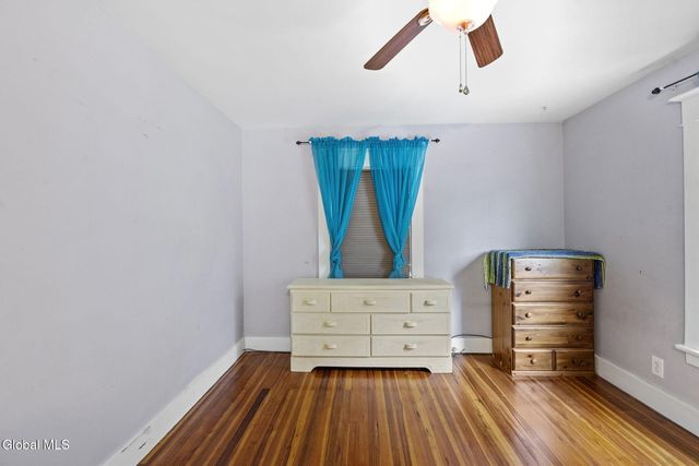 27 Long Avenue, Rotterdam, NY 12304