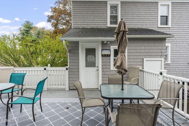 27 Long Avenue, Rotterdam, NY 12304