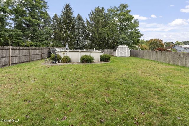 27 Long Avenue, Rotterdam, NY 12304